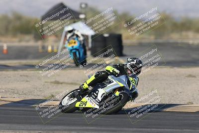 media/Nov-02-2025-CVMA (Sun) [[337aff29ab]]/Race 17-Amateur Supersport Middleweight/